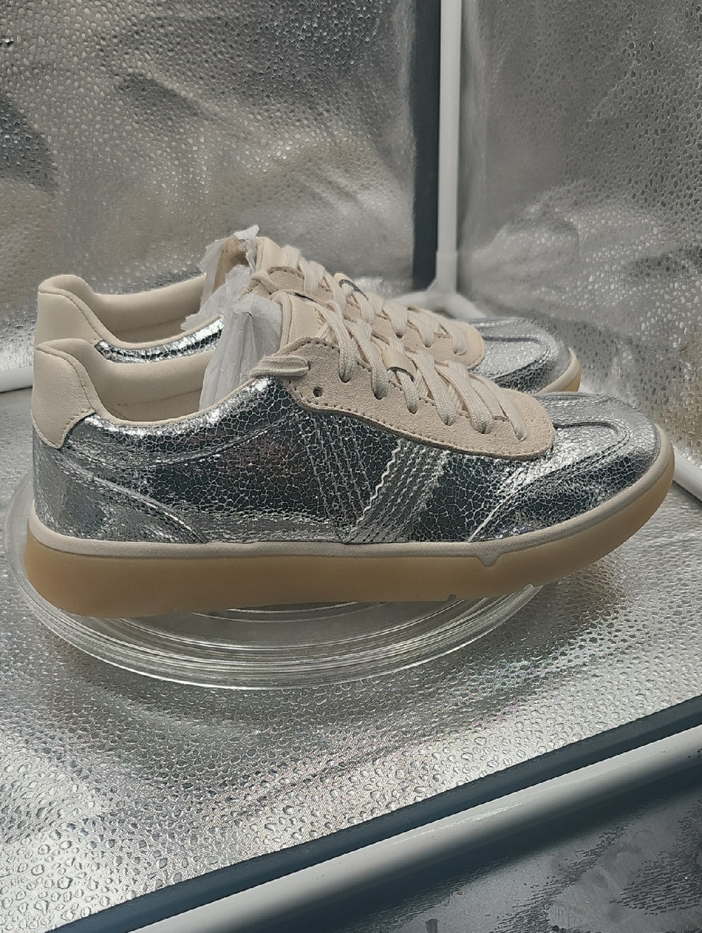 R Vionic Silver Ans White Sneakers Shoes  Size 8 - Picture 4 of 7